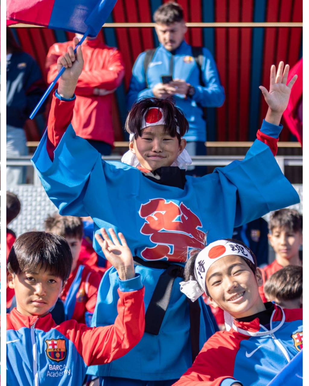 photo 5951824546631454148 y